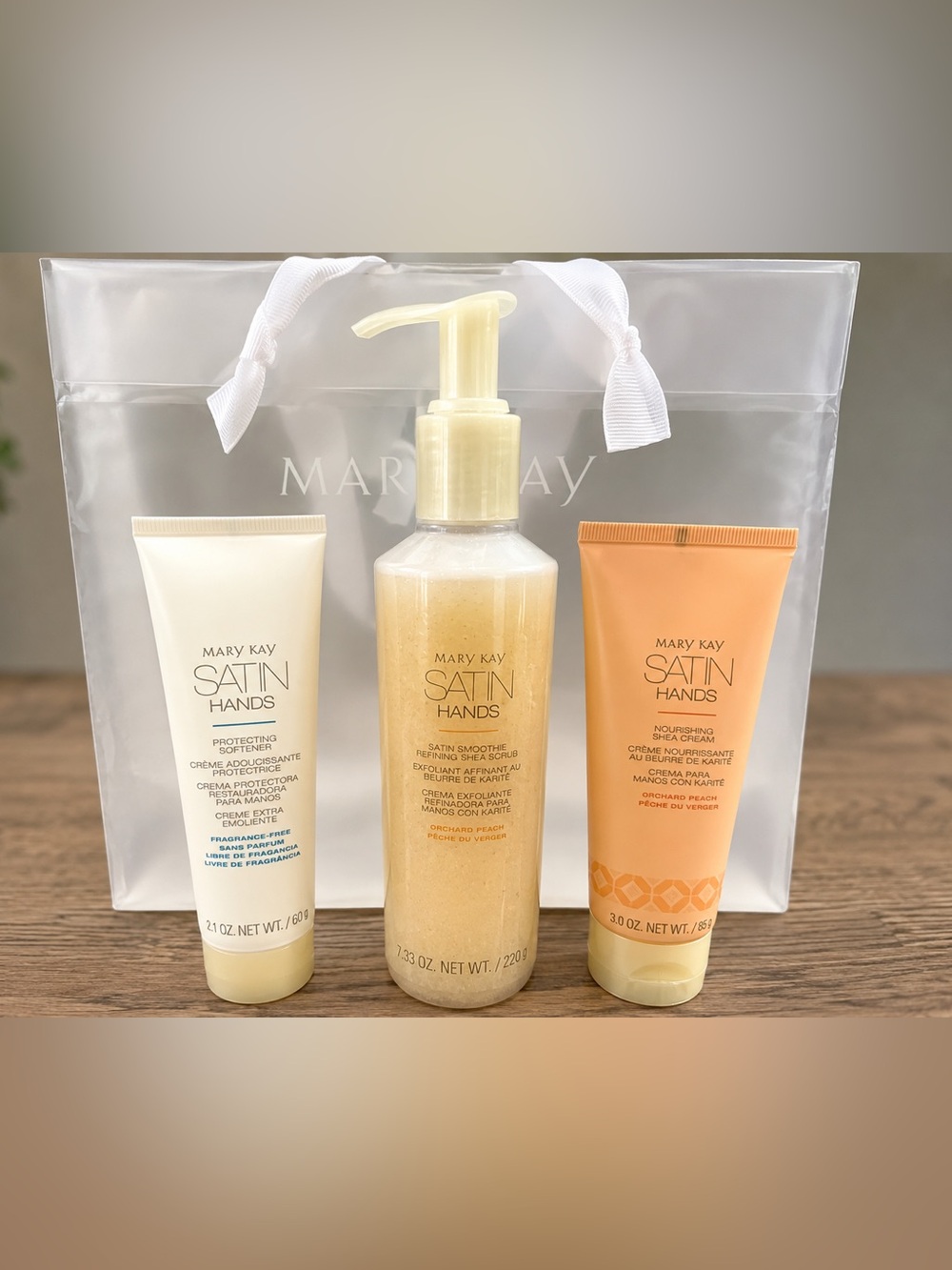 Mary Kay Satin Hands Peach & Cream 3-Piece Hand Care Set